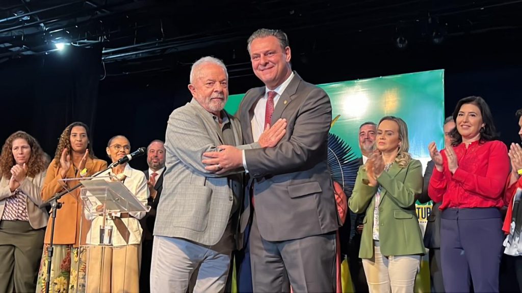Carlos fávaro com Lula
